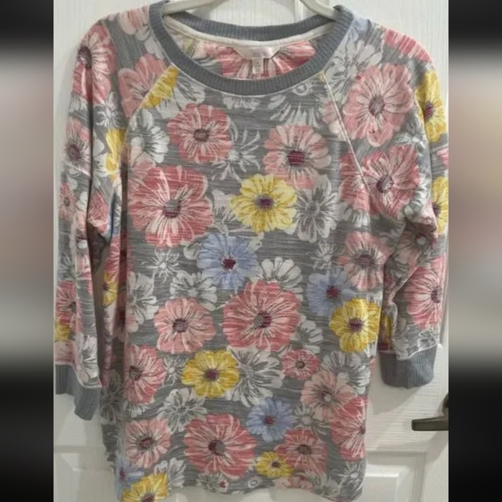 Secret Treasures Gray Floral Sleep Top with Pink, Yellow & Blue Flowers